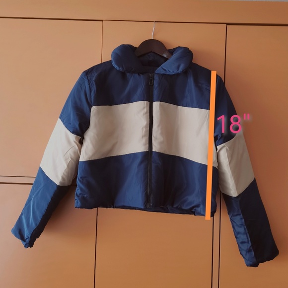 I Saw it First cropped puffer jacket  - NWT (L) - Picture 11 of 13